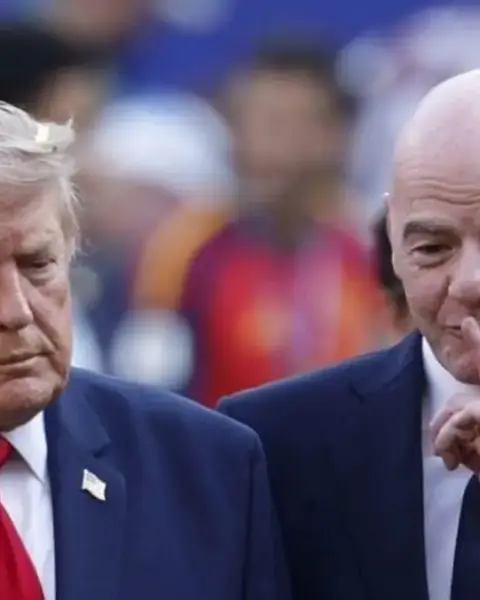 Donald Trump y Gianni Infantino, : EPA : SHAWN THE W