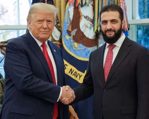 EE.UU. retira a Siria de la lista de terrorismo : The Times Latino