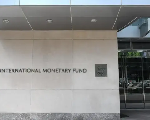 FMI aprueba línea de crédito flexible a Chile : Agencia Xinhua