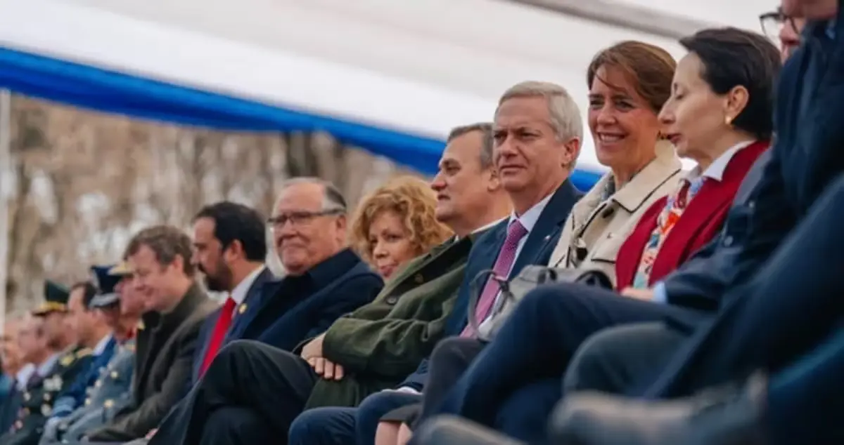 Kast homenajea a O’Higgins e inicia embalse Zapallar