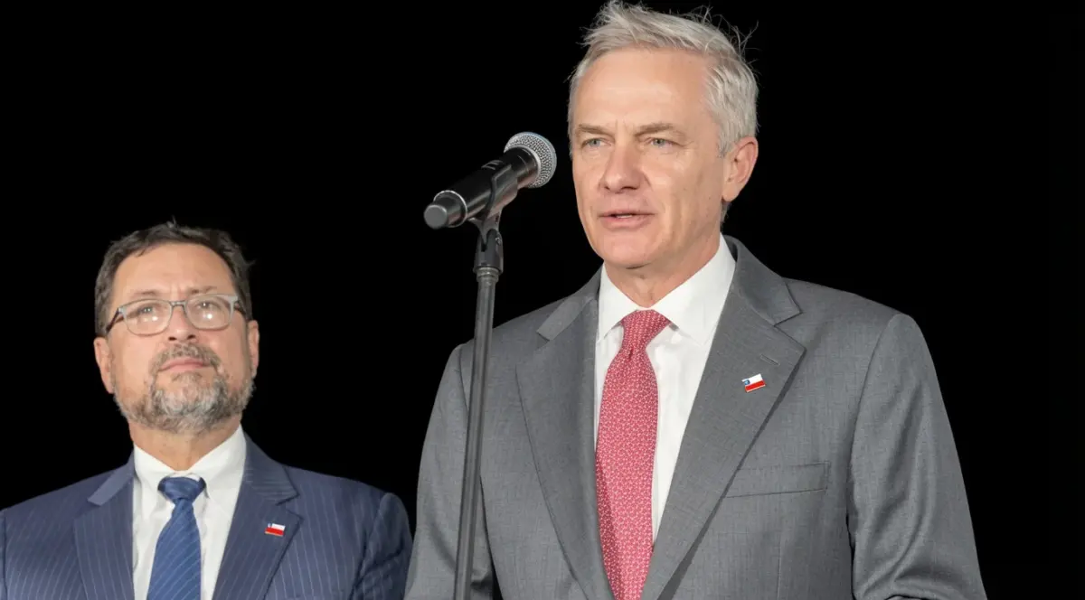 Kast designa embajadores de carrera en seis países / The Times Latino